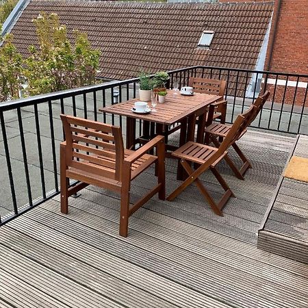 Charmante Ferienwohnung Mit Terrasse Im Herzen Von Norden Exteriör bild