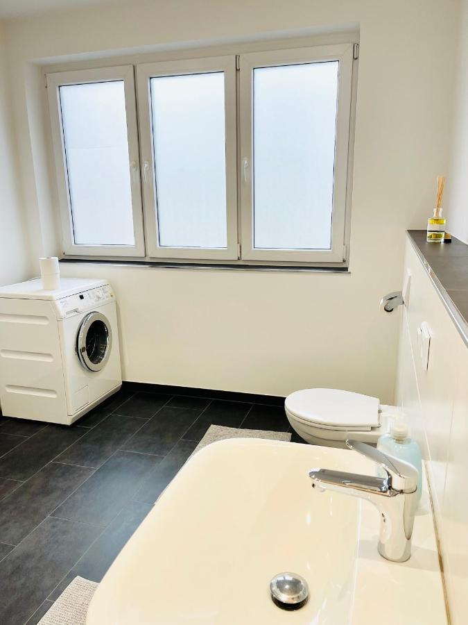 Charmante Ferienwohnung Mit Terrasse Im Herzen Von Norden Exteriör bild